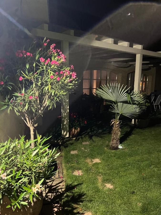 Monpe Apartmanik S Atmosferou Komárno Exteriör bild