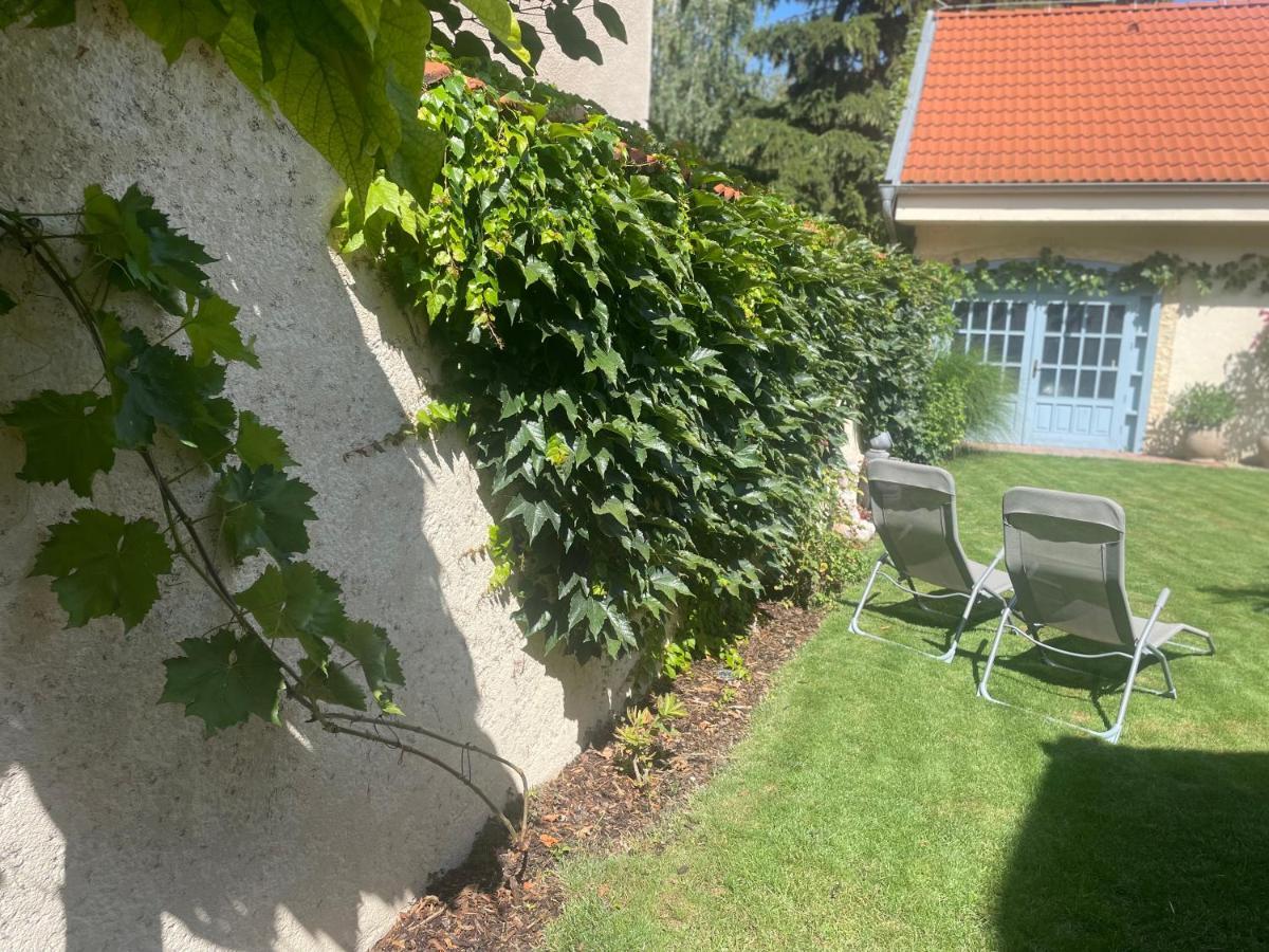 Monpe Apartmanik S Atmosferou Komárno Exteriör bild